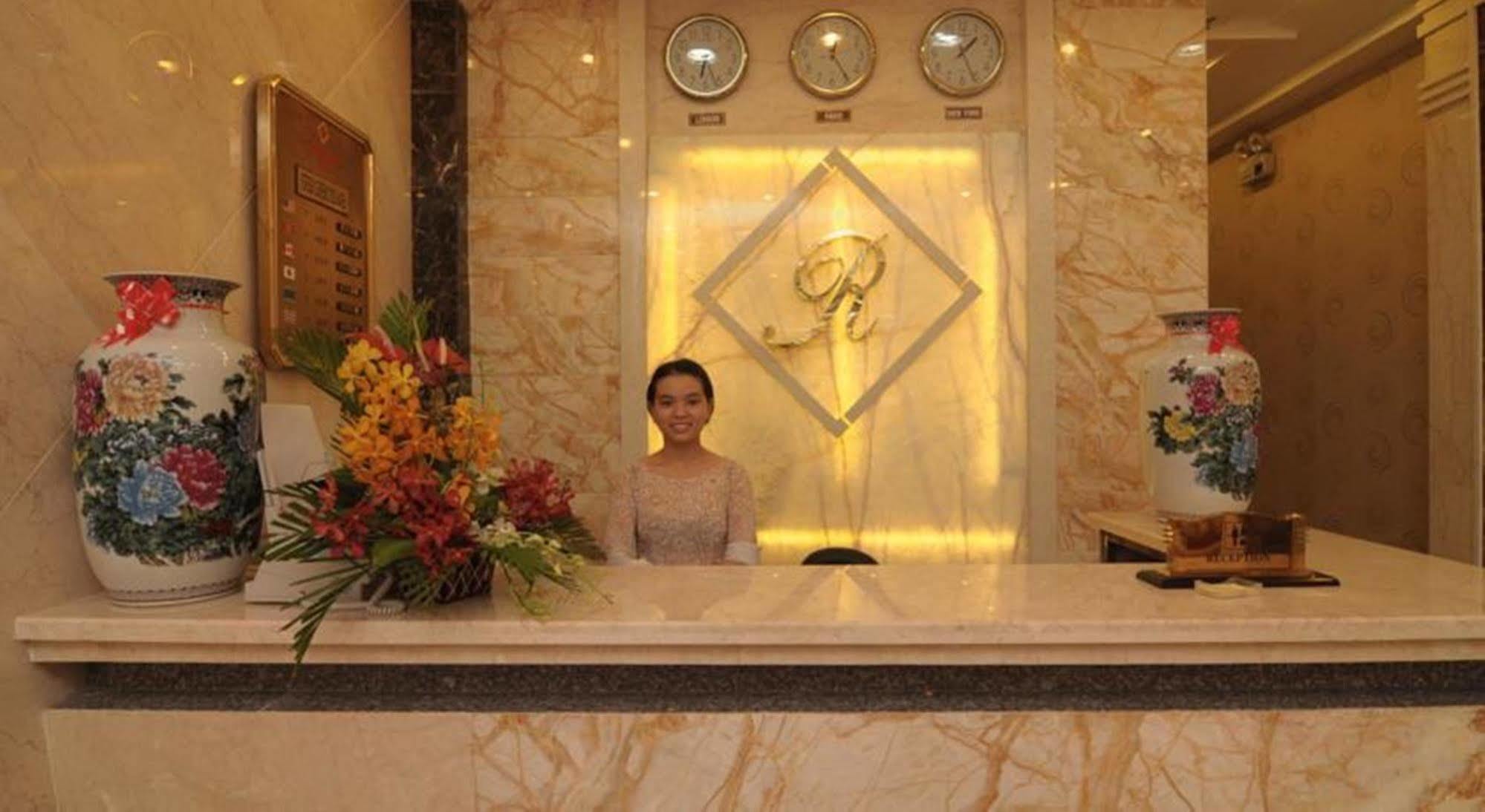 Reddoorz Ruby Star Hotel Truong Dinh โฮจิมินห์ซิตี้ ภายนอก รูปภาพ